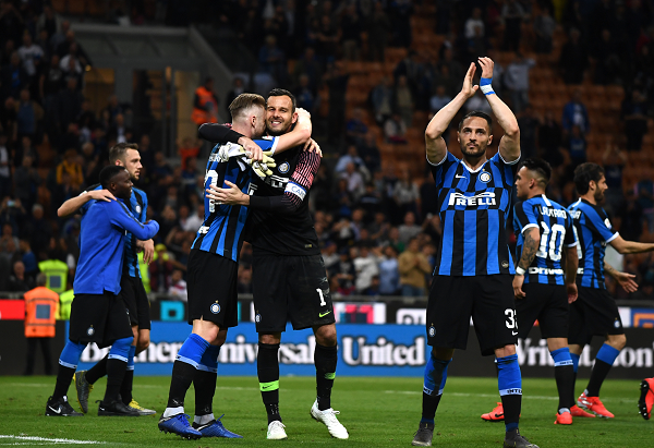 外线空位三 外线空位三