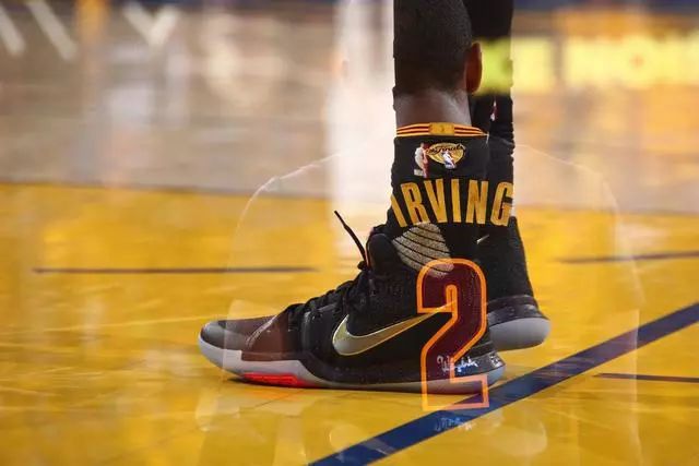 与商业的双 与商业的双